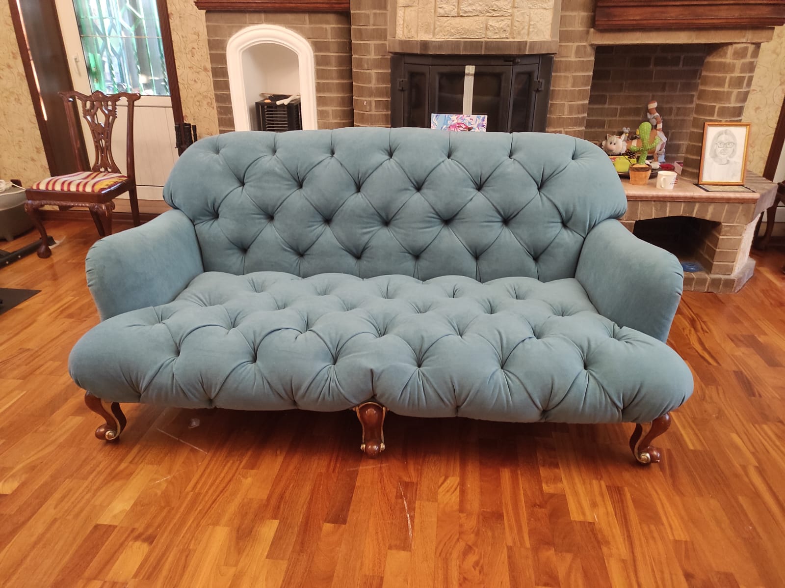 Перетяжка дивана. Красный Кут